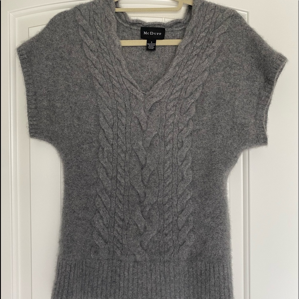McDuff Cashmere V-Neck sweater